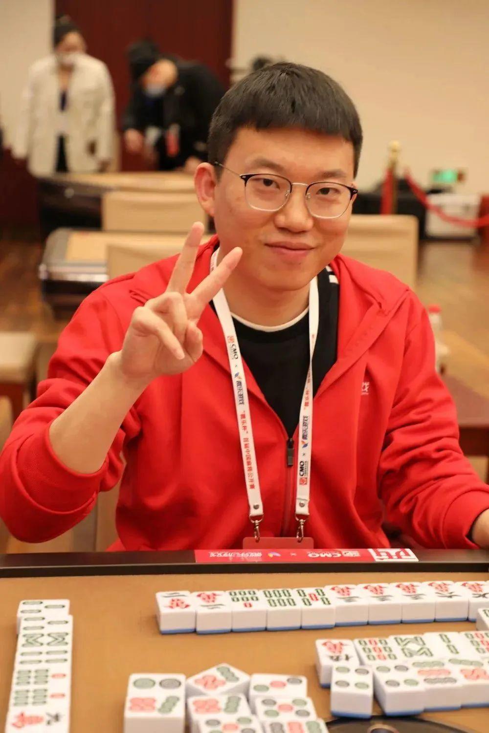 微乐辽宁麻将专用神器(揭秘手机上赢的诀窍)