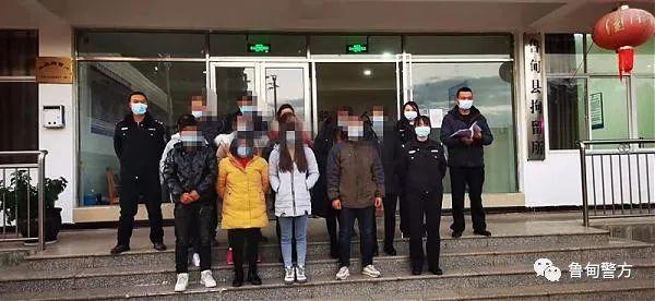 玩家必备攻略“扑克牌炸-金花怎么做手脚—详细解说+新浪科技
